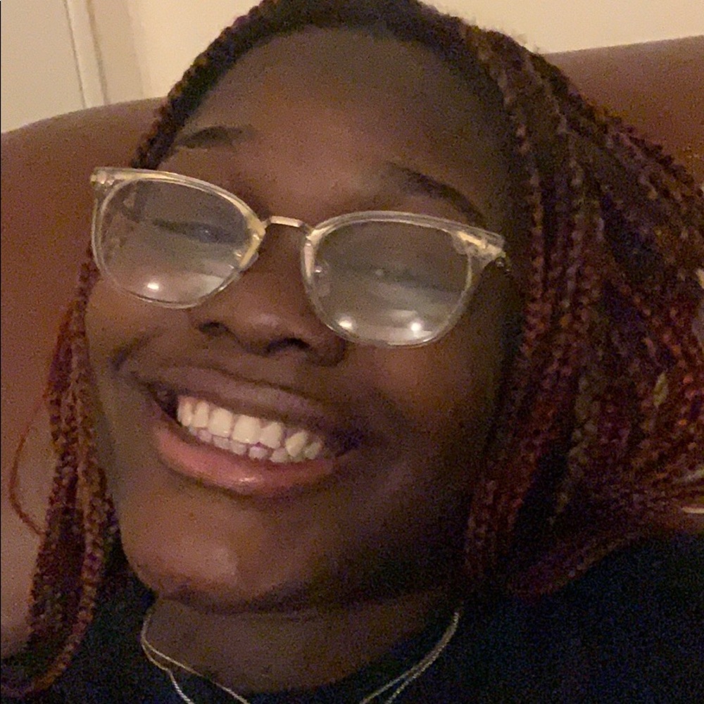 Meet your Posher, Onyinyechukwu